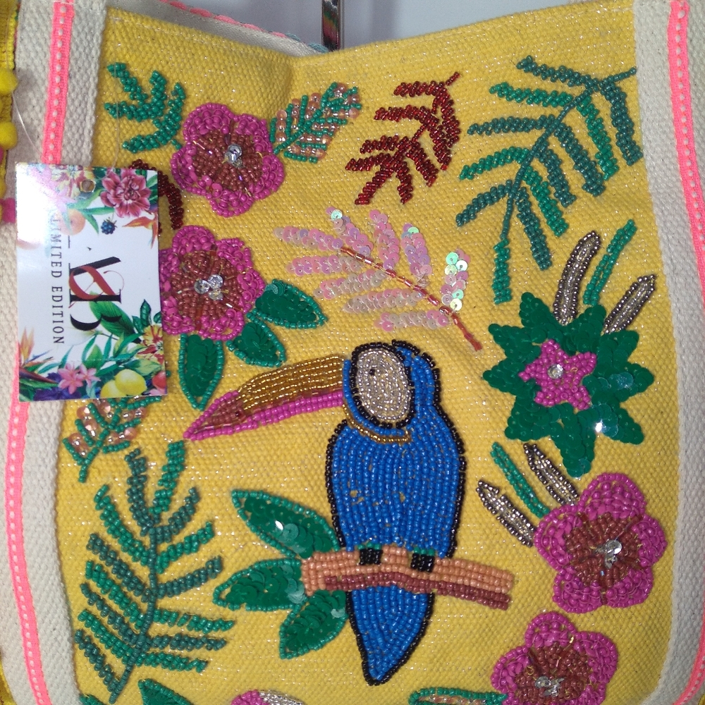 AMERICA AND BEYOND Colorful Tropical Beard Beaded Embroidered Tote Bag - Picture 3 of 10